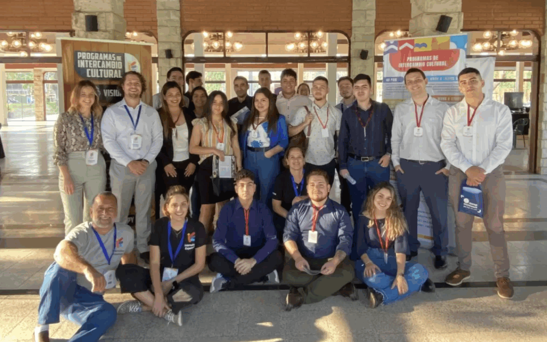 WORK & TRAVEL USA | FERIA DE TRABAJO PRESENCIAL 2022